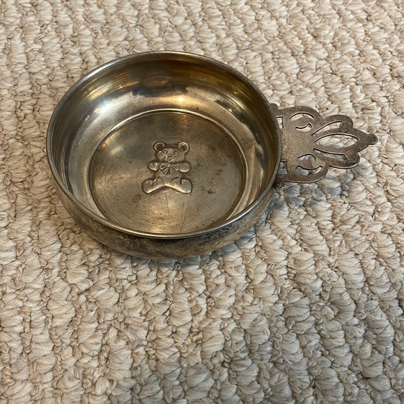 Lunt sterling silver teddy bear porringer baby bowl. Marked 191T. - Picture 2 of 4
